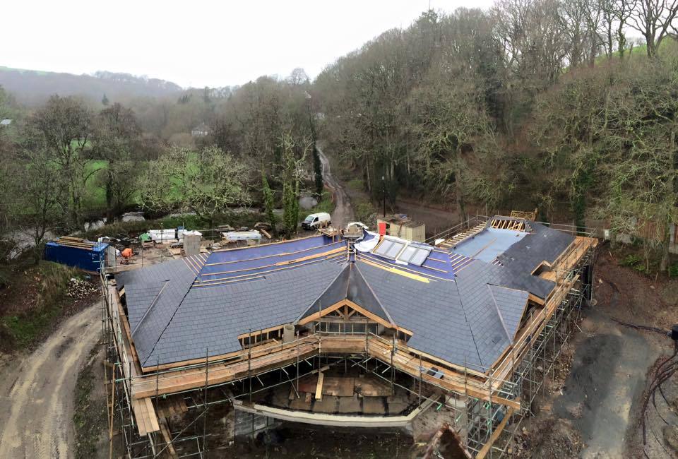 A roof being Tiled by Jenkinson Potts North Devon.